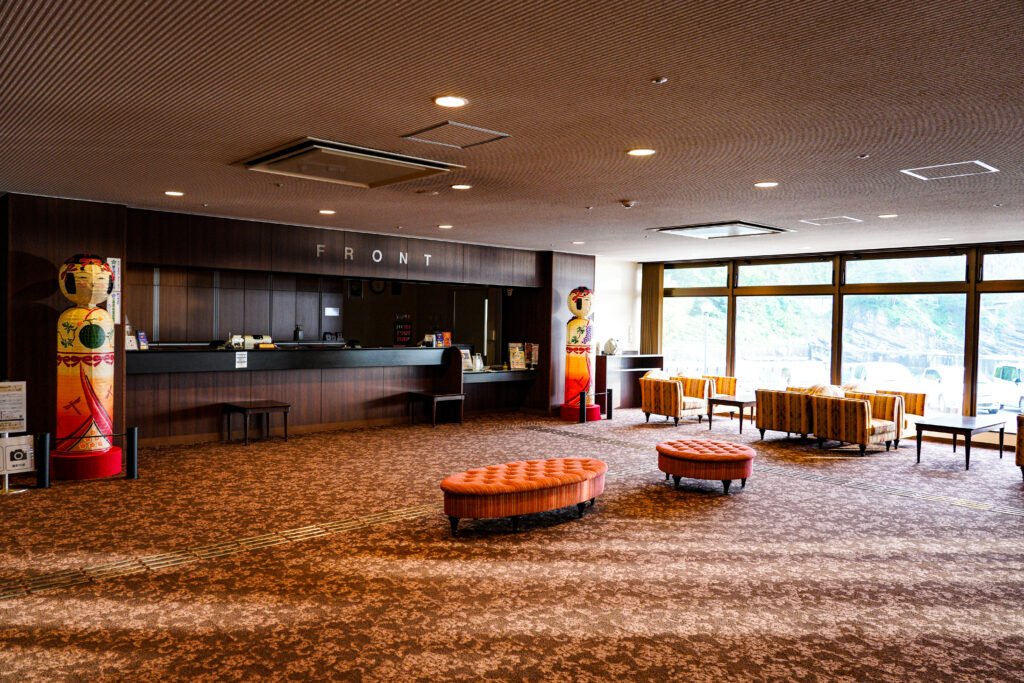 羅賀荘ホテル